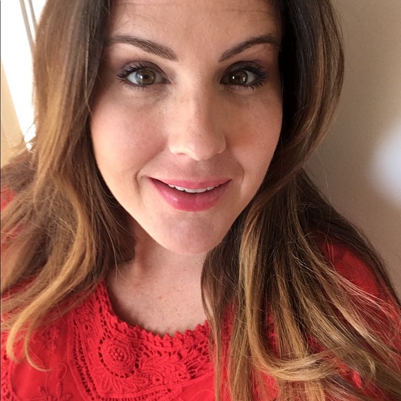 Meet your Posher, Annie - Picture 1 of 2